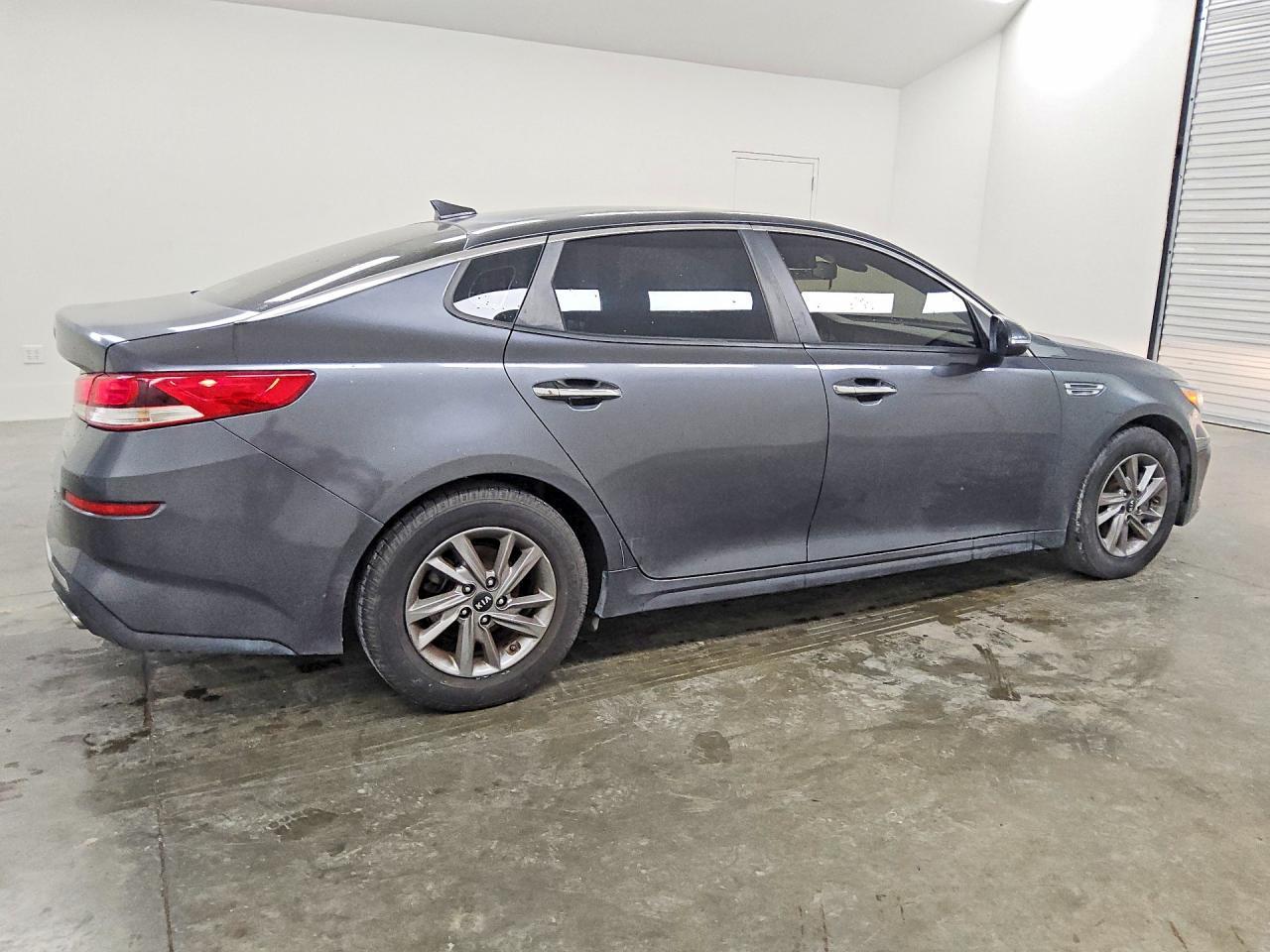 2020 Kia Optima Lx - Image 3