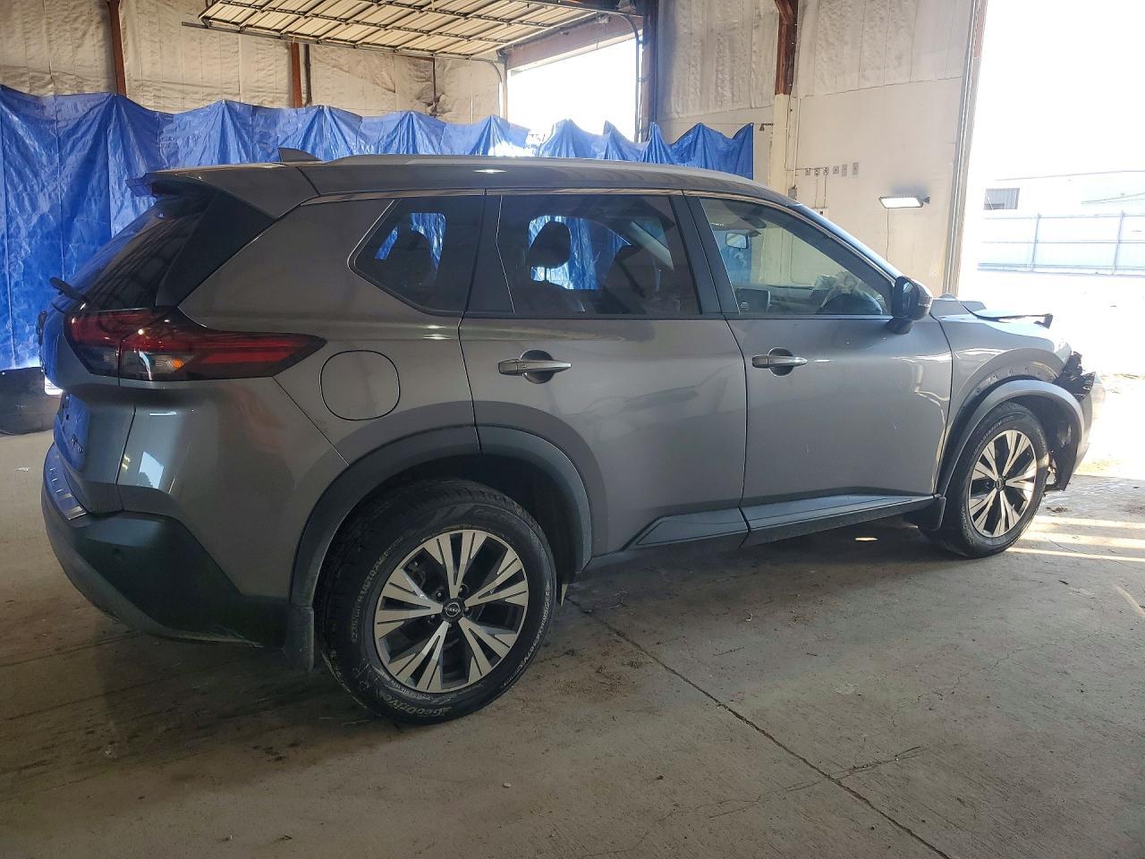 2022 Nissan Rogue Sv - Фото 3