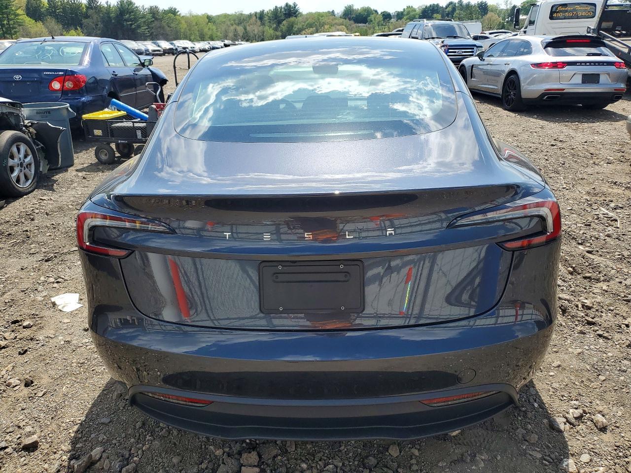2024 Tesla Model 3 - Image 6