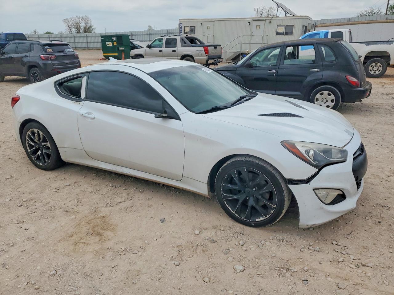 2014 Hyundai Genesis Coupe 2.0T Premium - Фото 4