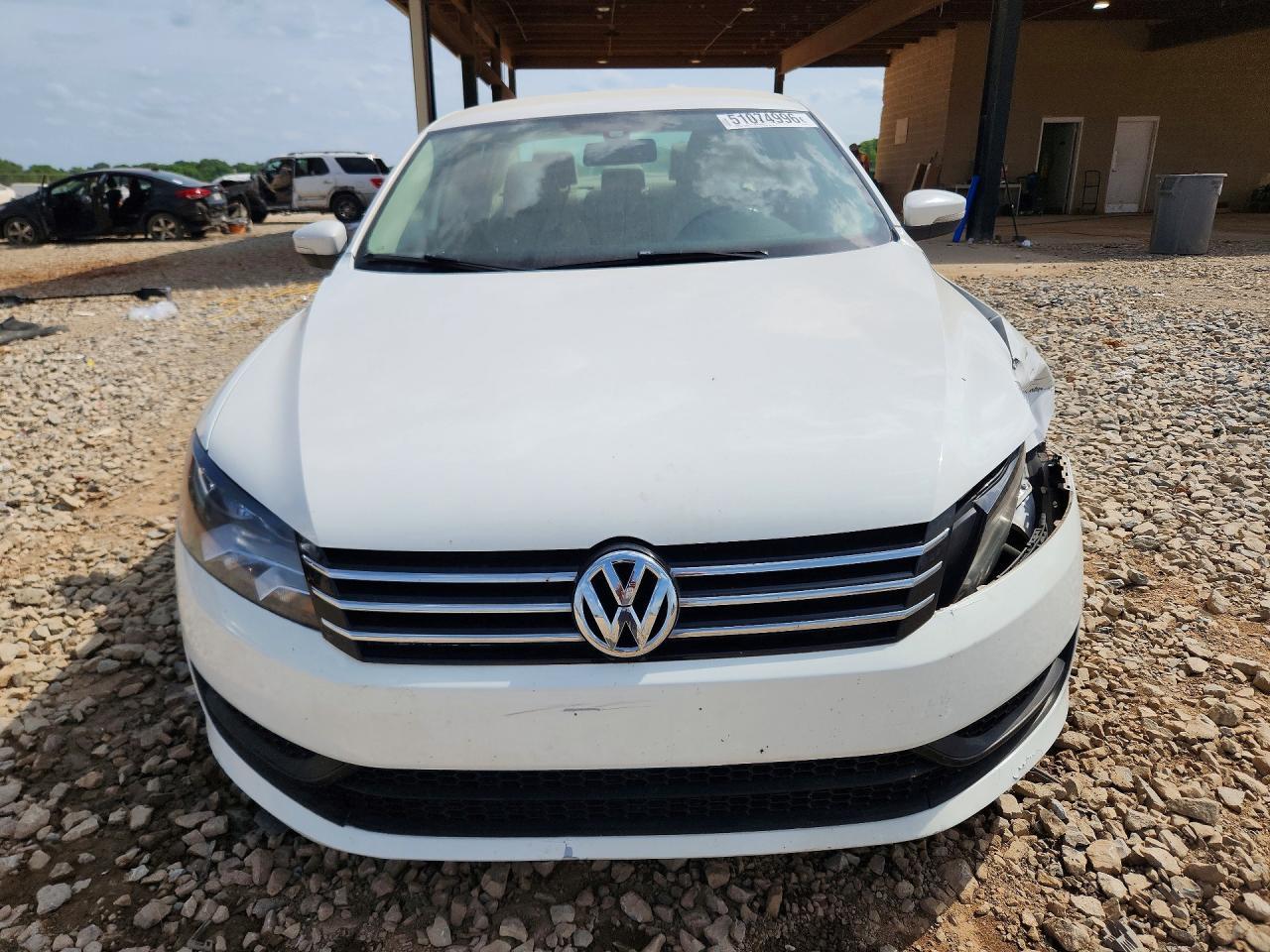 2014 Volkswagen Passat S - Image 5