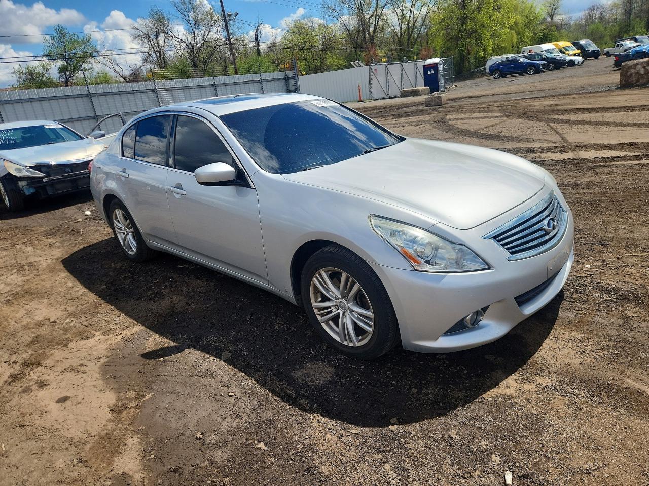 2013 Infiniti G37 Sedan X - Image 4