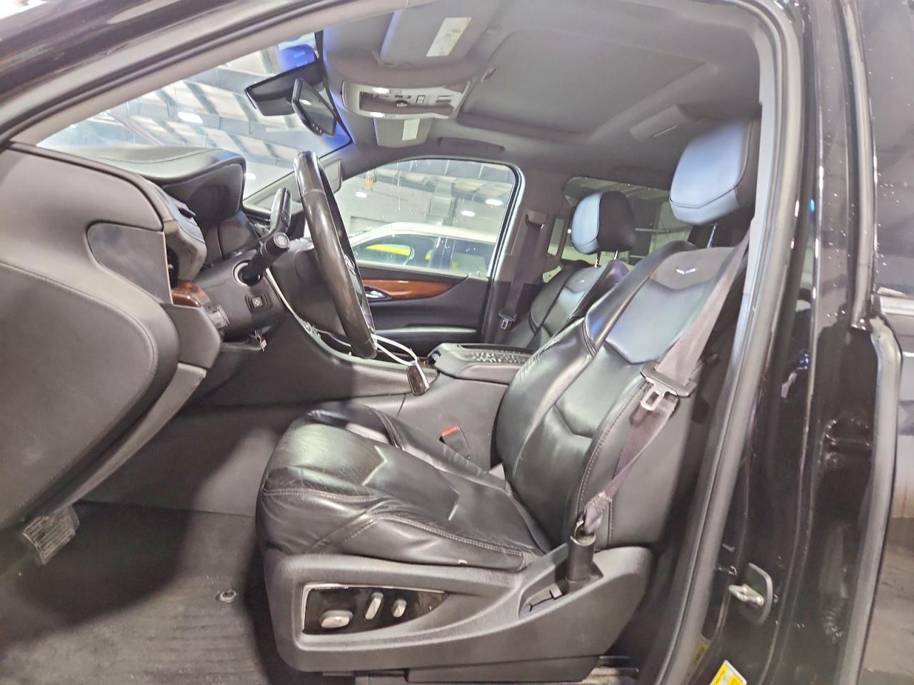 2015 Cadillac Escalade Premium - Фото 7