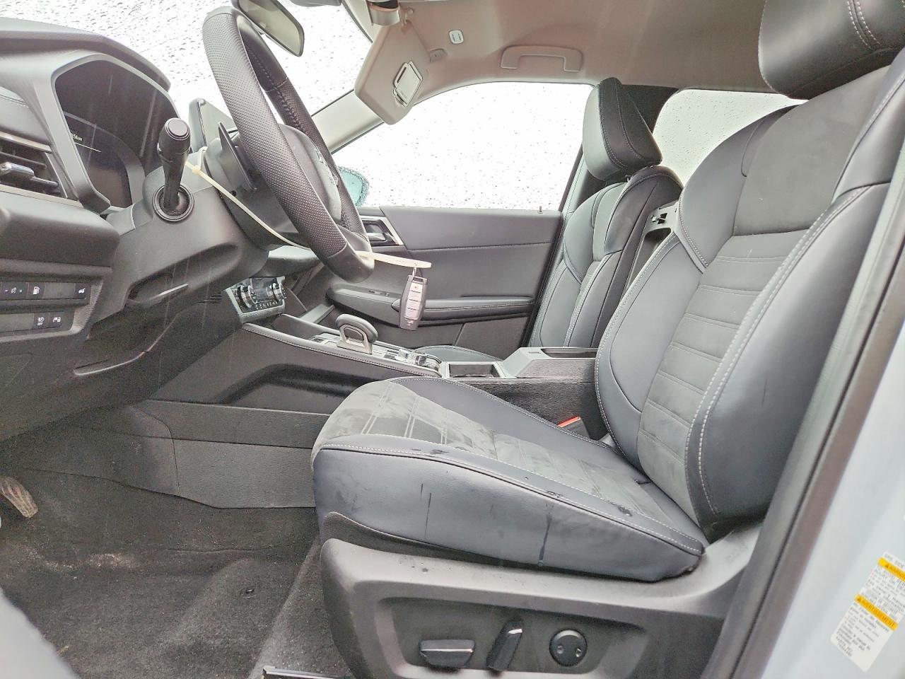 2025 Mitsubishi Outlander - Фото 7