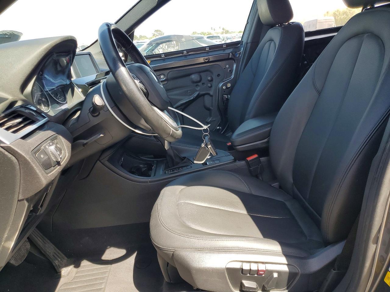2017 BMW X1 Sdrive28I - Фото 7