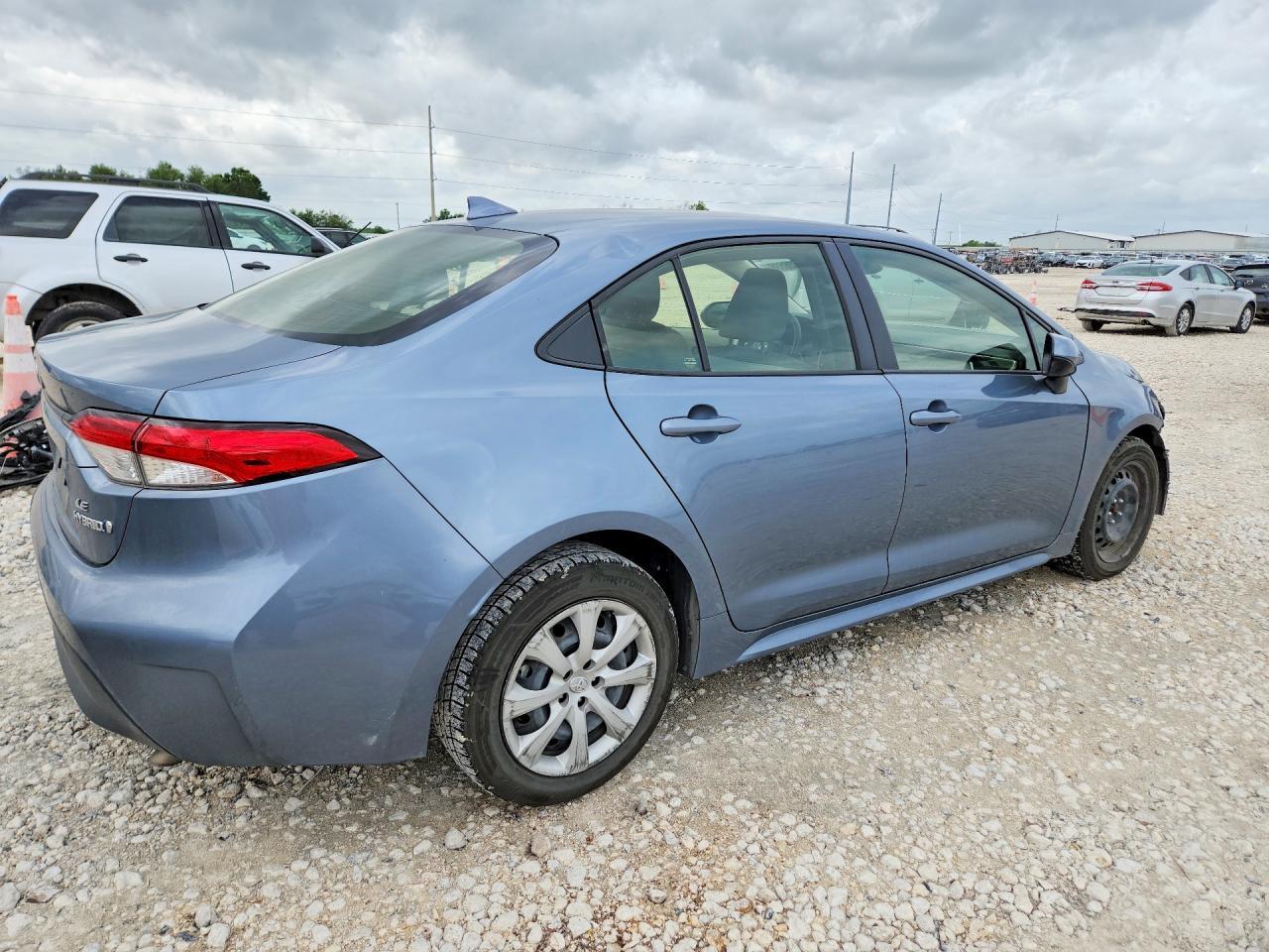 2024 Toyota Corolla Hybrid Le - Фото 3