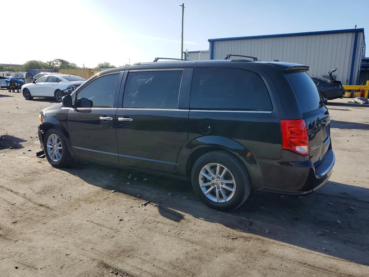 2018 Dodge Grand Caravan Sxt - Фото 2