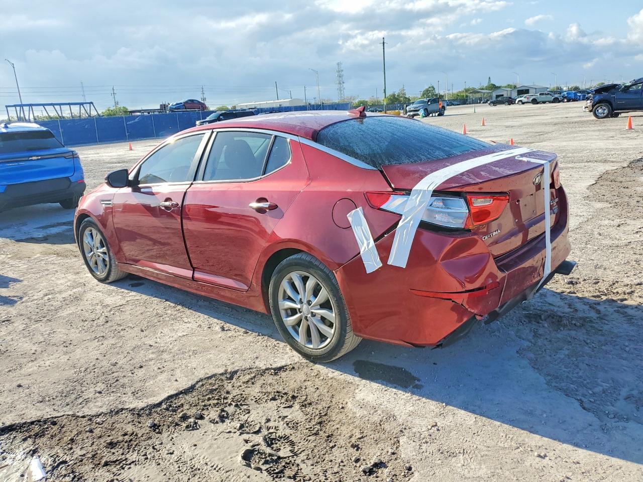 2015 Kia Optima Ex - Image 2