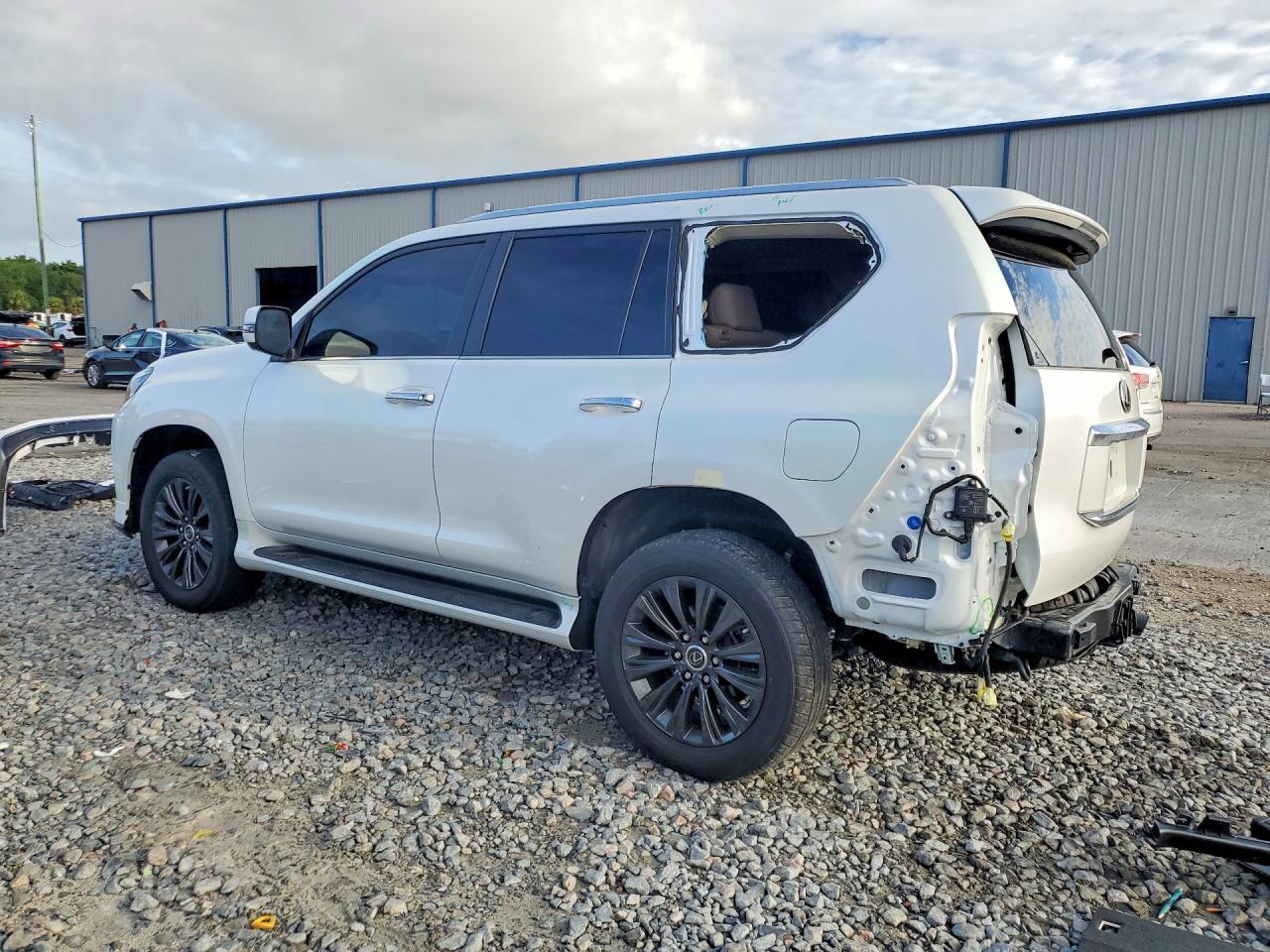 2023 Lexus Gx 460 Luxury - Фото 2