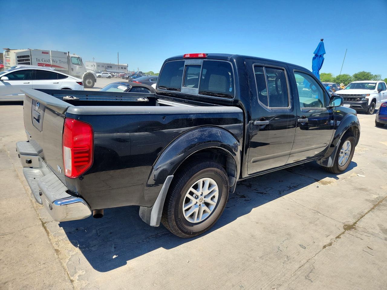 2017 Nissan Frontier Sv - Image 3