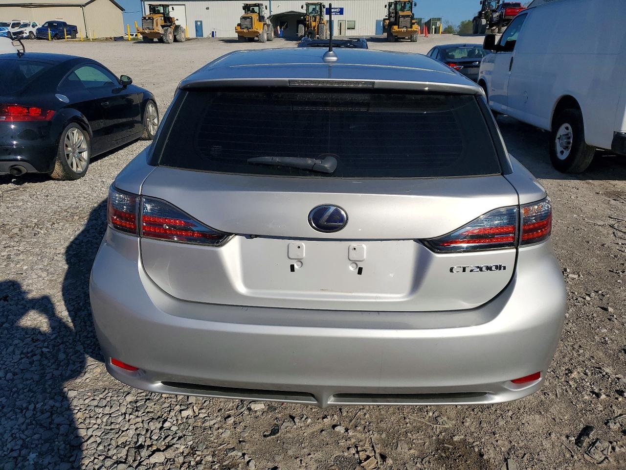 2012 Lexus Ct 200H Premium - Image 6