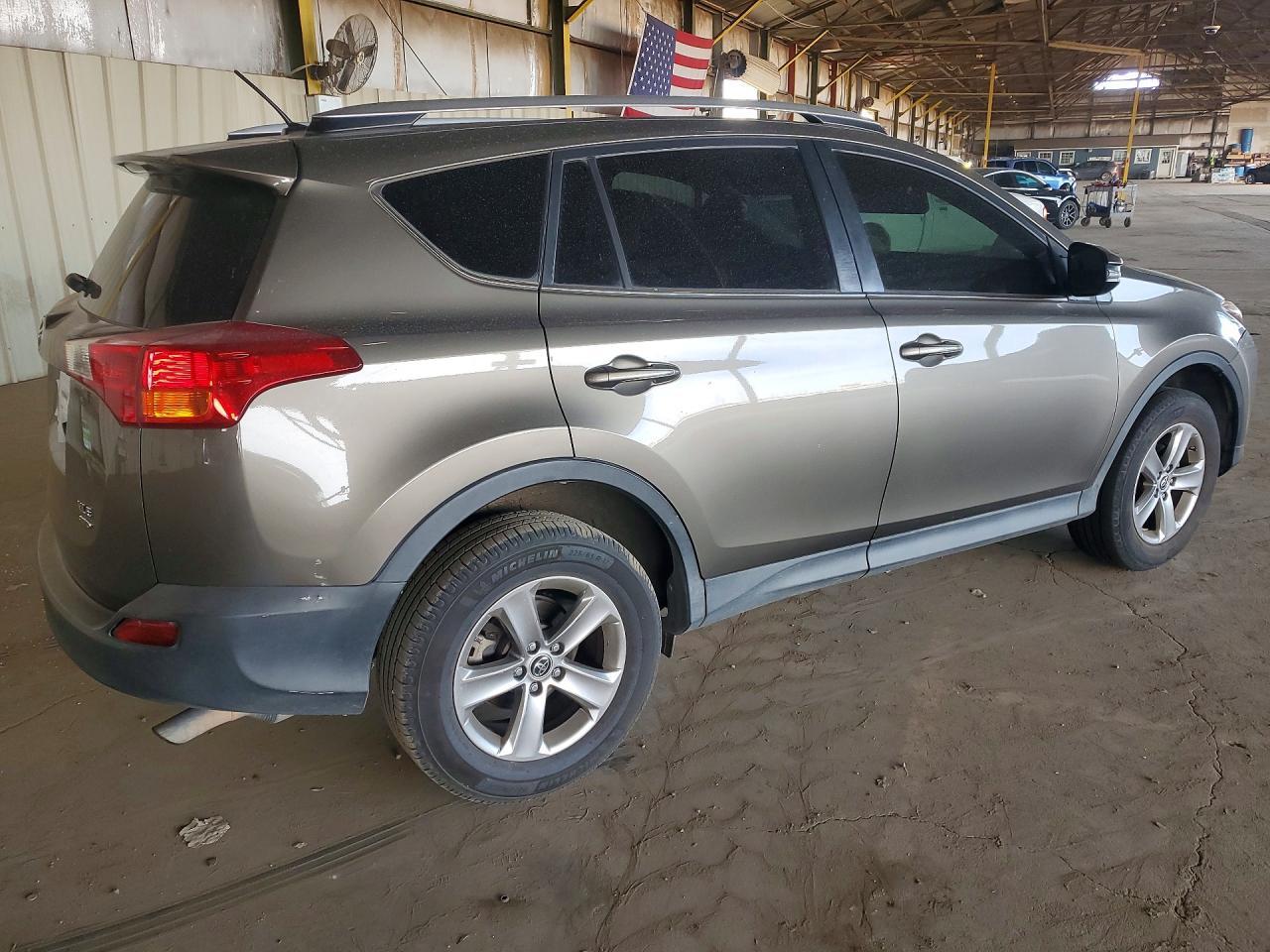 2015 Toyota Rav4 Xle - Фото 3
