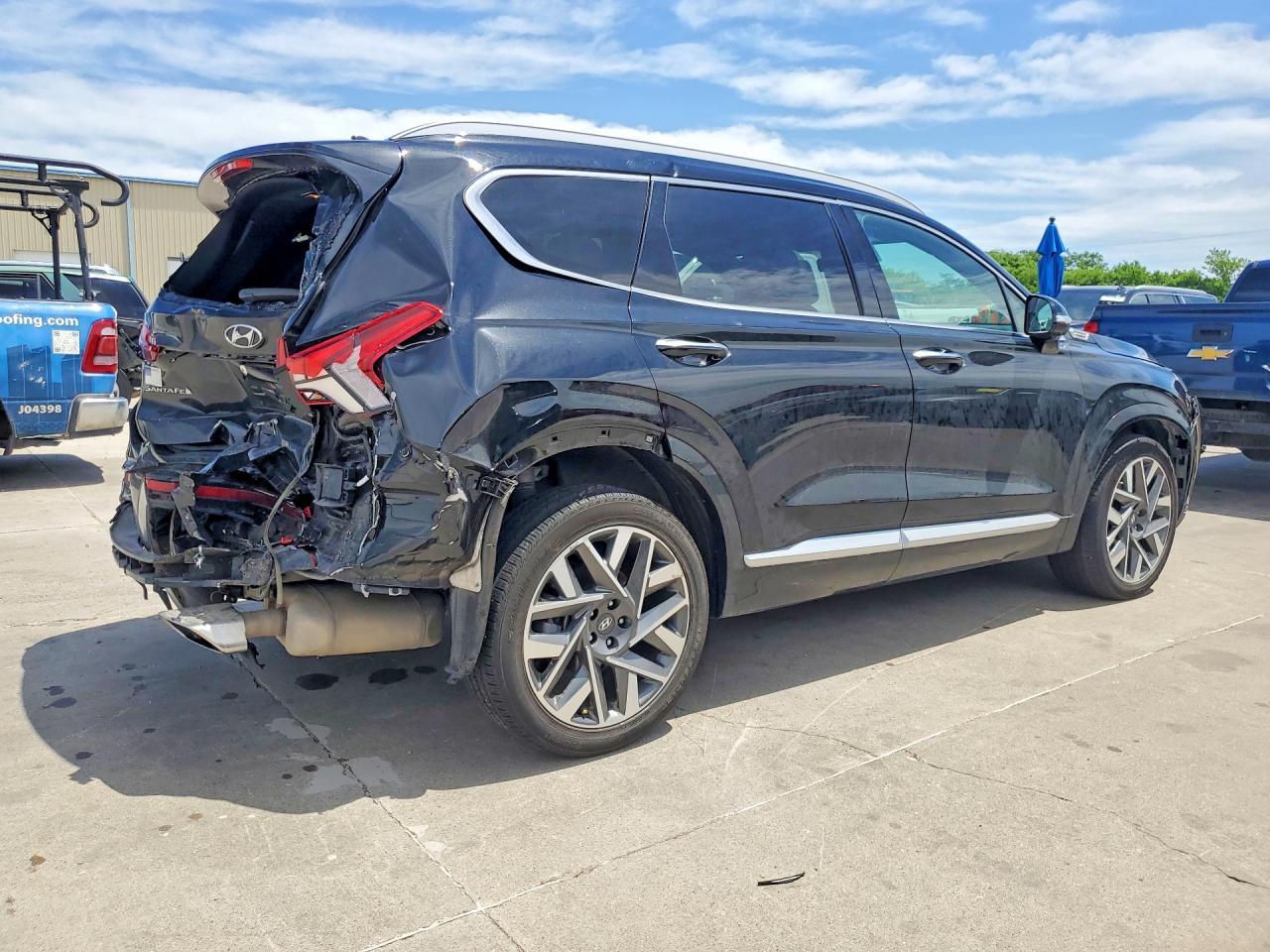 2023 Hyundai Santa Fe Calligraphy - Image 3