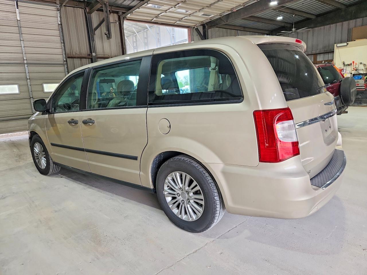 2015 Dodge Grand Caravan Se - Image 2