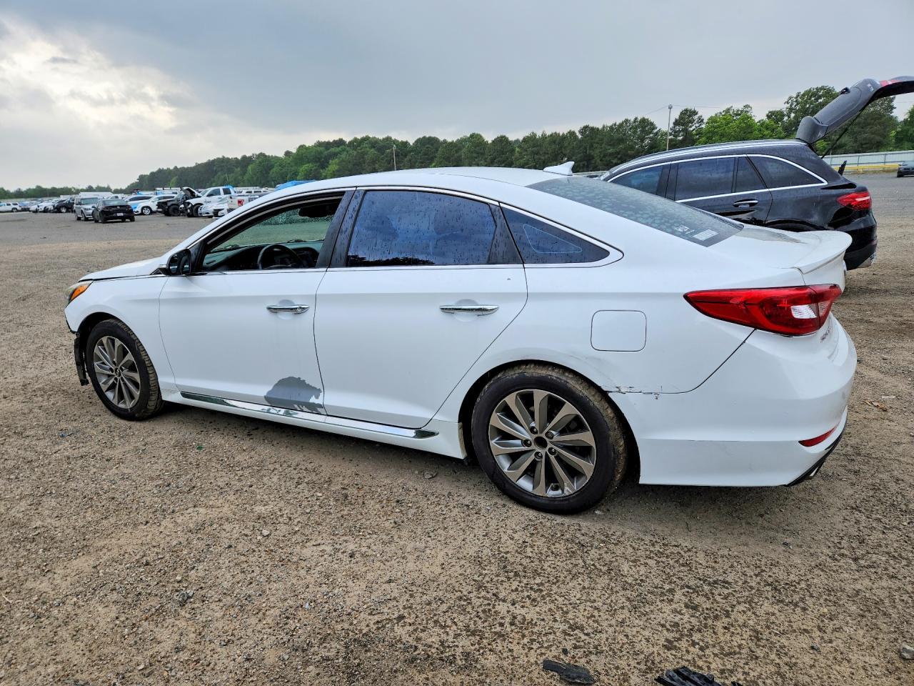 2017 Hyundai Sonata Sport - Фото 2