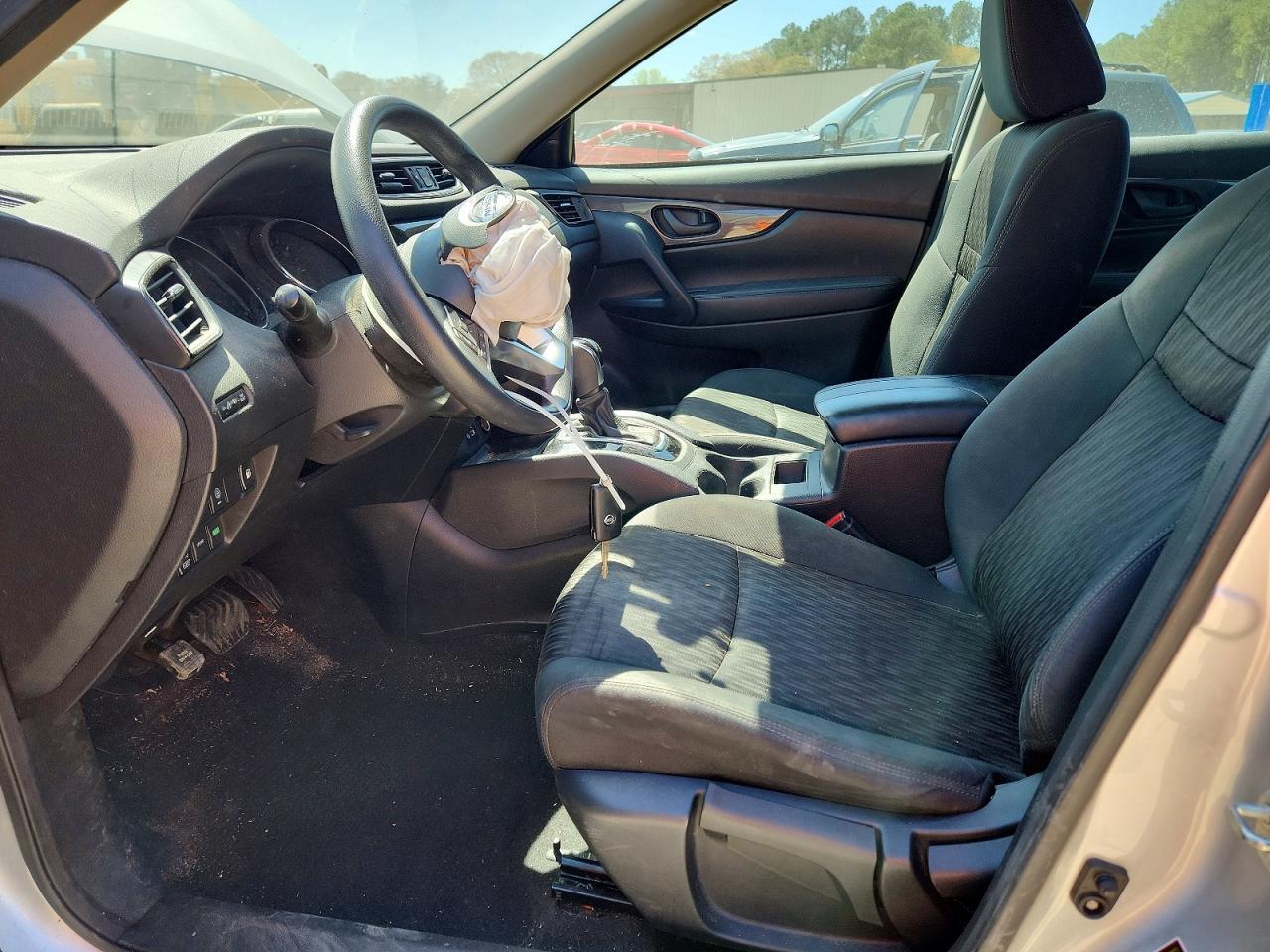 2020 Nissan Rogue S - Фото 7