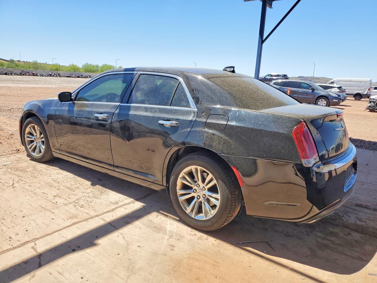 2016 Chrysler 300C - Image 2