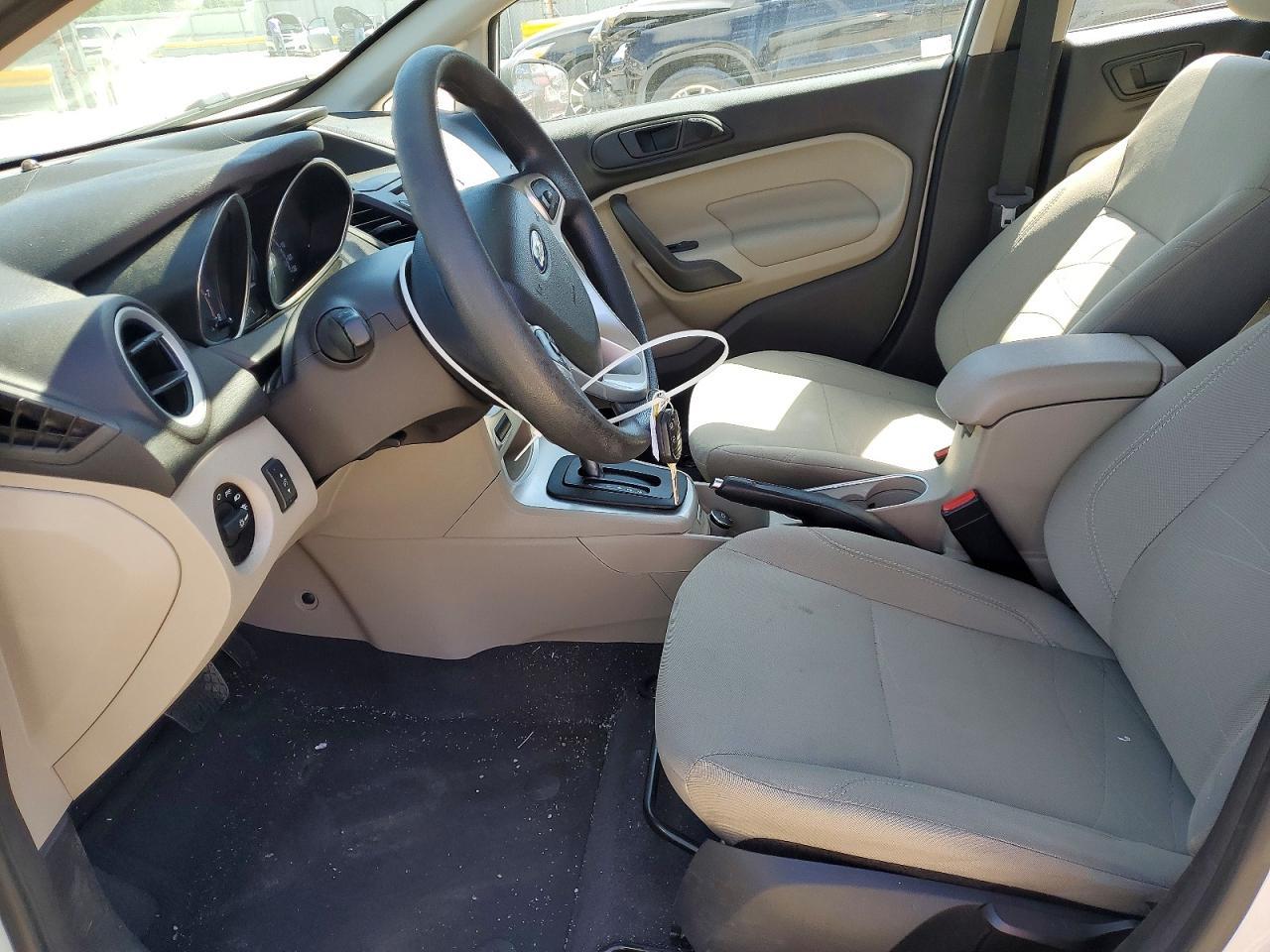2019 Ford Fiesta Se - Image 7