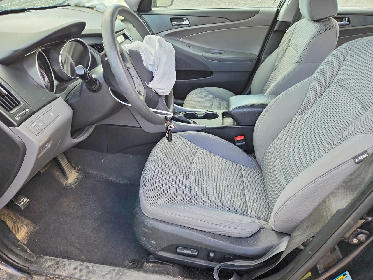 2011 Hyundai Sonata Gls - Image 7
