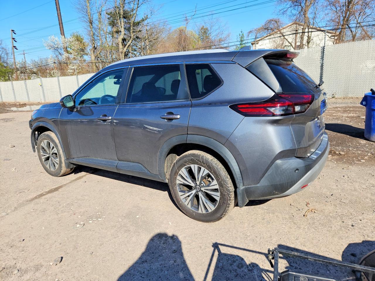 2022 Nissan Rogue Sv - Фото 2