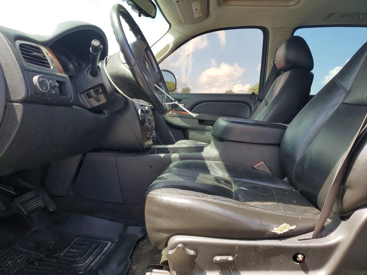 2013 Chevrolet Suburban C1500 Lt - Фото 7