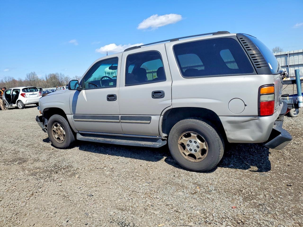 2005 Chevrolet Tahoe C1500 - Фото 2
