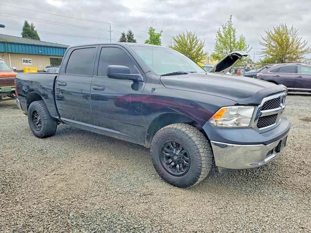 2015 Ram 1500 St - Image 4