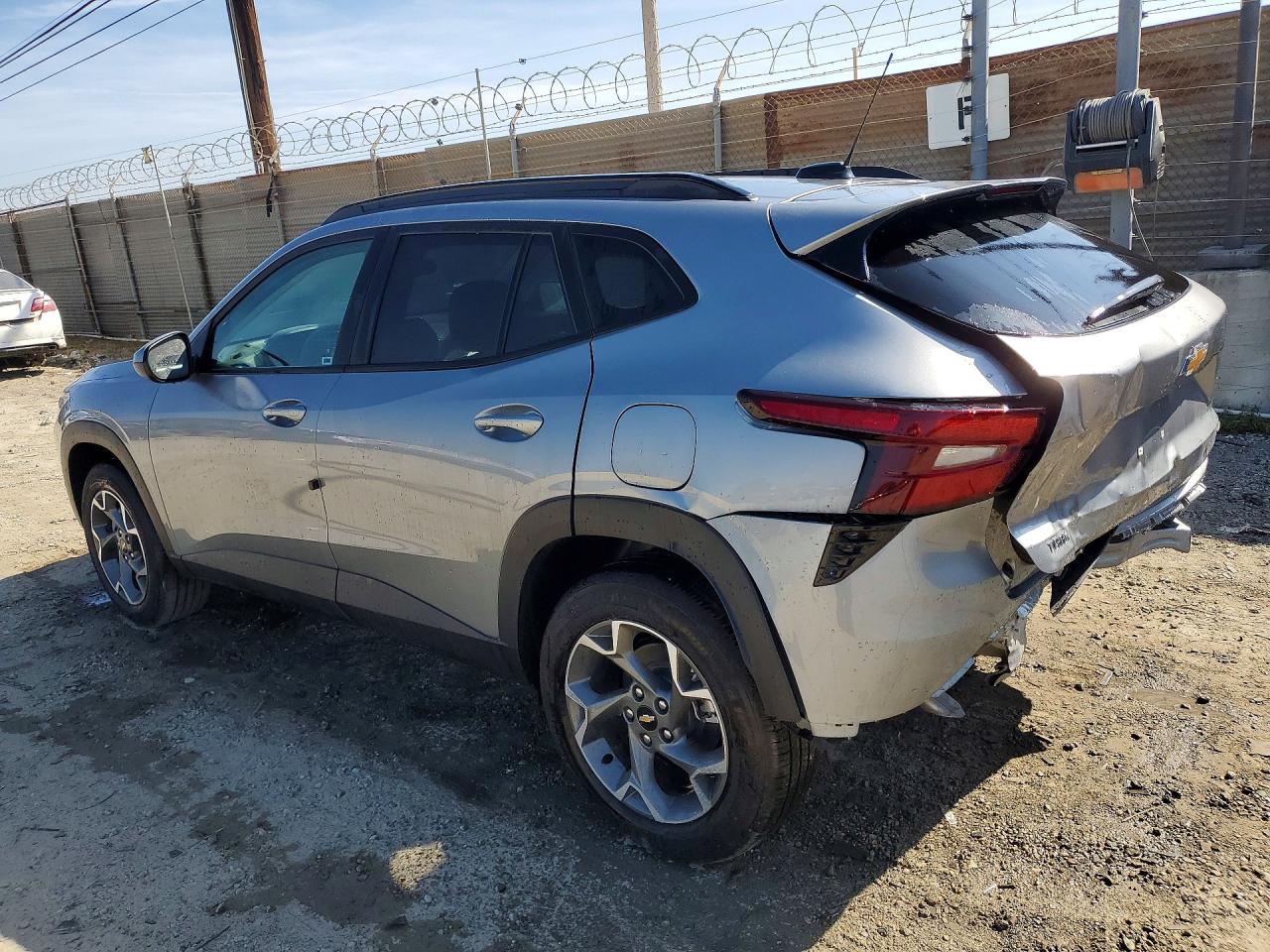 2026 Chevrolet Trax 1Lt - Фото 2
