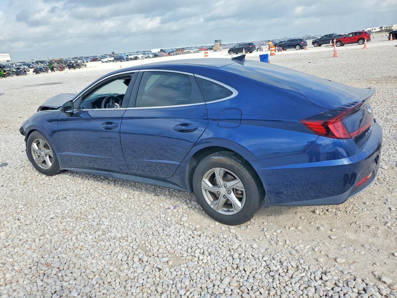 2021 Hyundai Sonata Se - Image 2