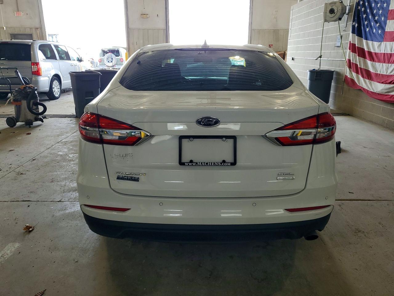 2020 Ford Fusion Sel - Фото 6