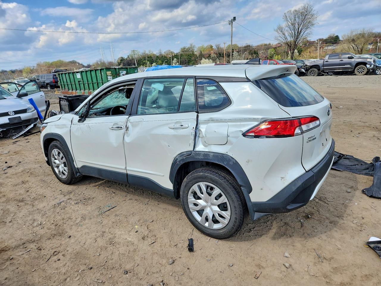 2023 Toyota Corolla Cross L - Фото 2