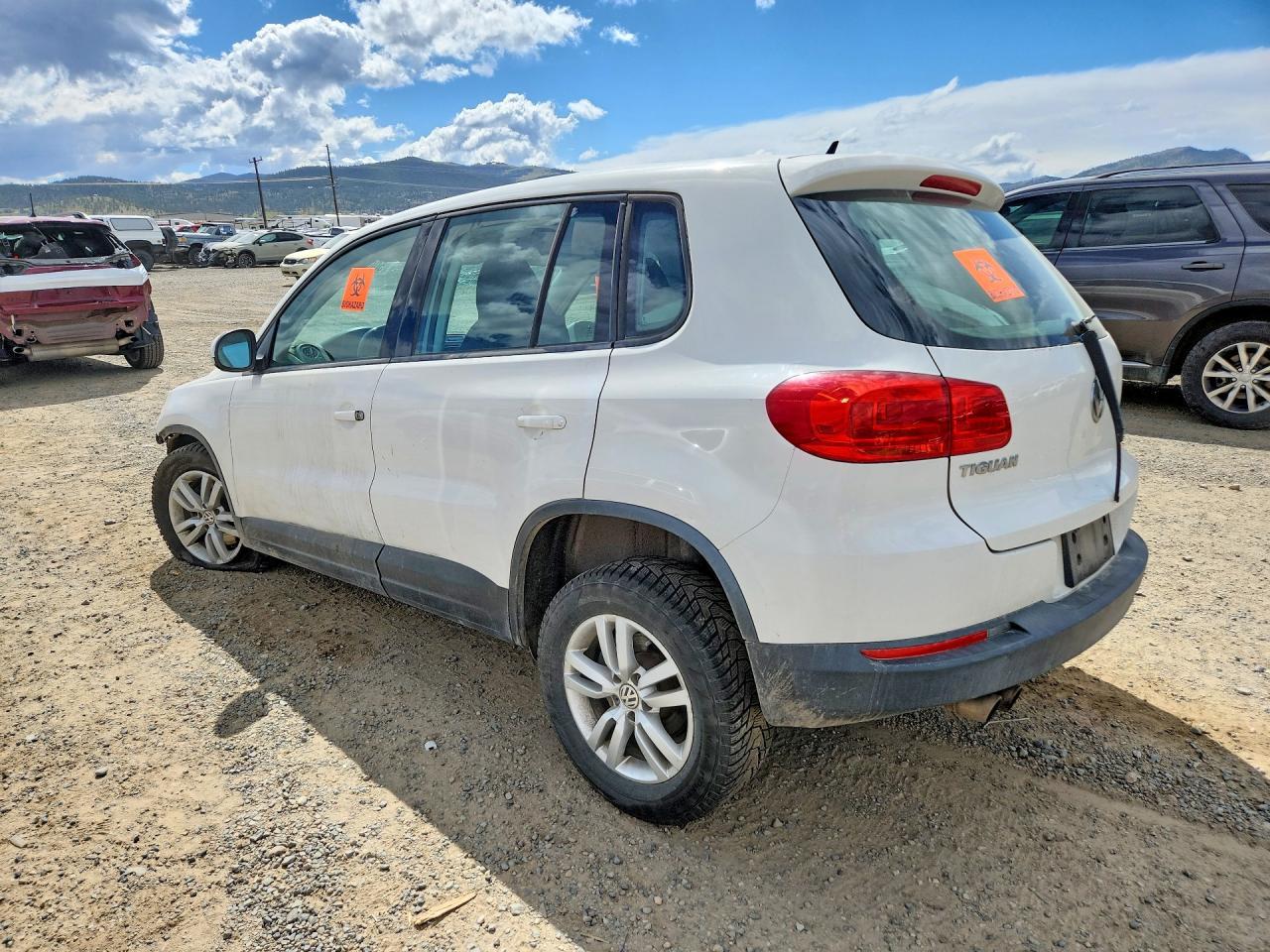 2013 Volkswagen Tiguan S - Image 2