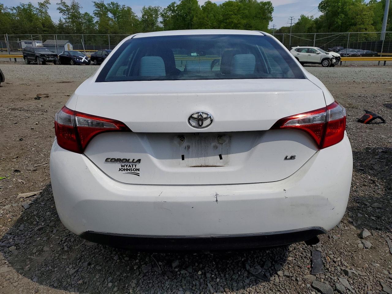 2015 Toyota Corolla Le - Фото 6