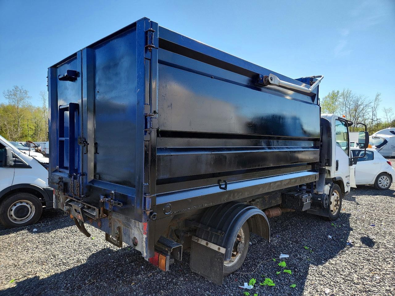 2017 Isuzu Npr Hd Dump Truck - Фото 4