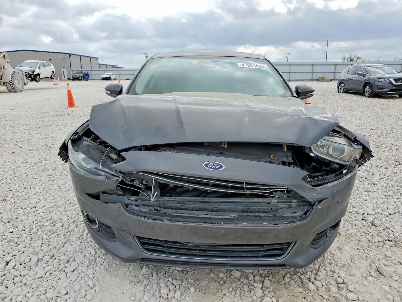 2016 Ford Fusion Titanium - Image 5