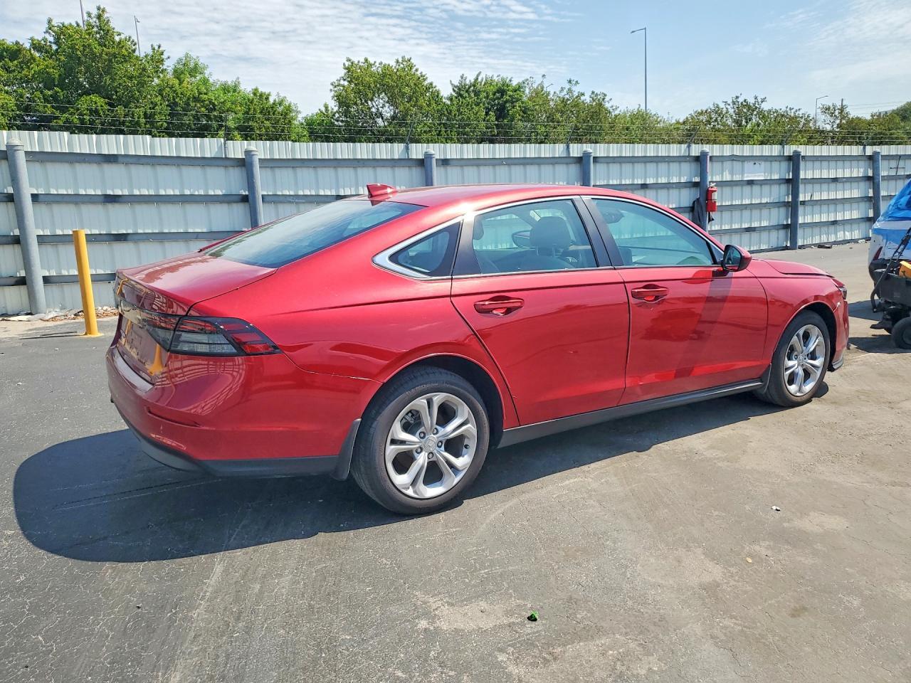 2025 Honda Accord Lx - Фото 3