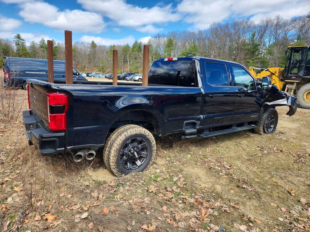 2024 Ford F250 Super Duty - Фото 3