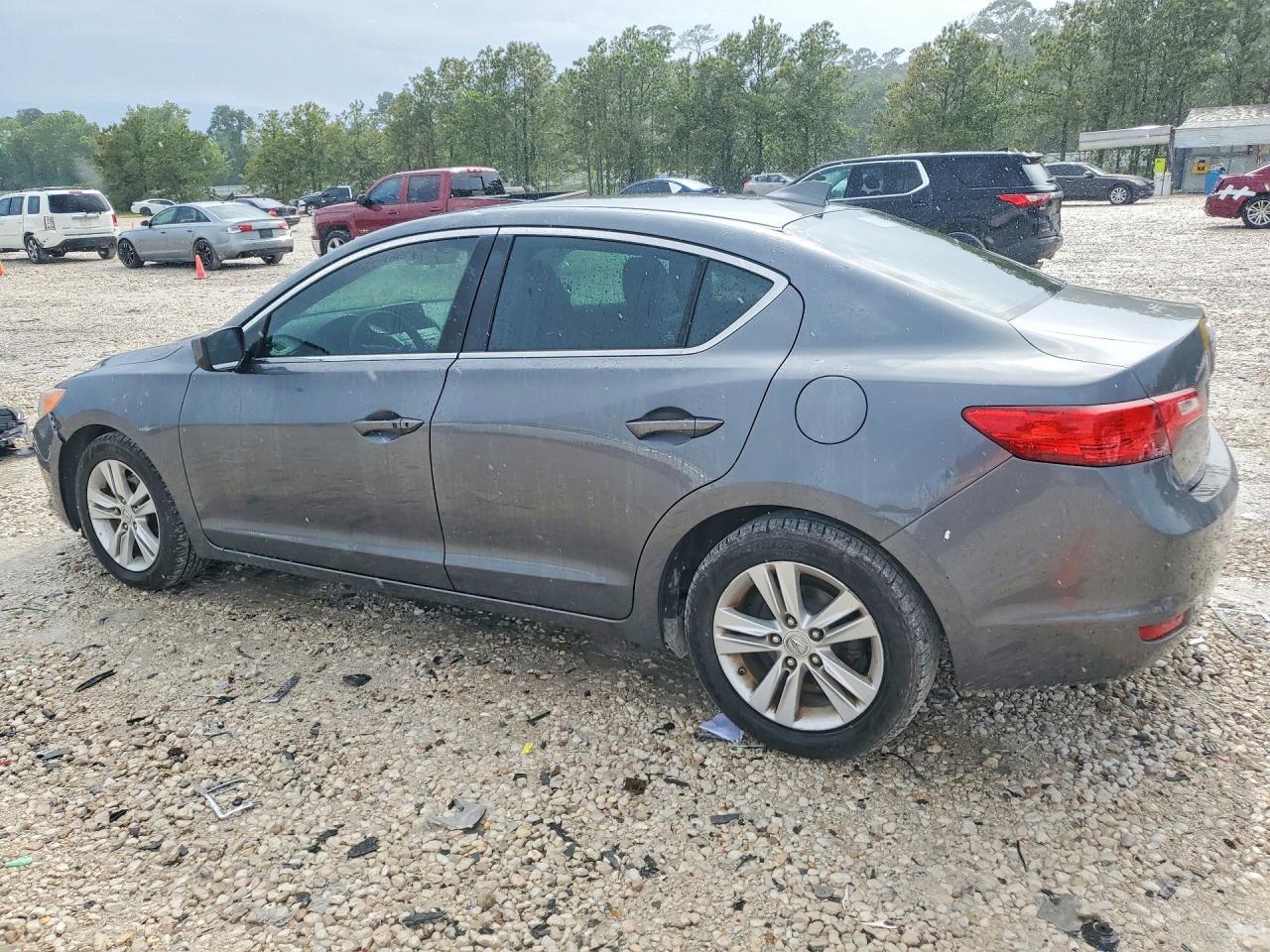 2013 Acura Ilx 20 - Image 2