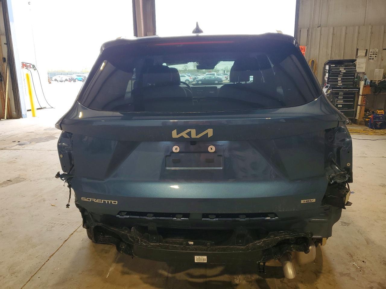2025 Kia Sorento Hybrid Ex - Image 6