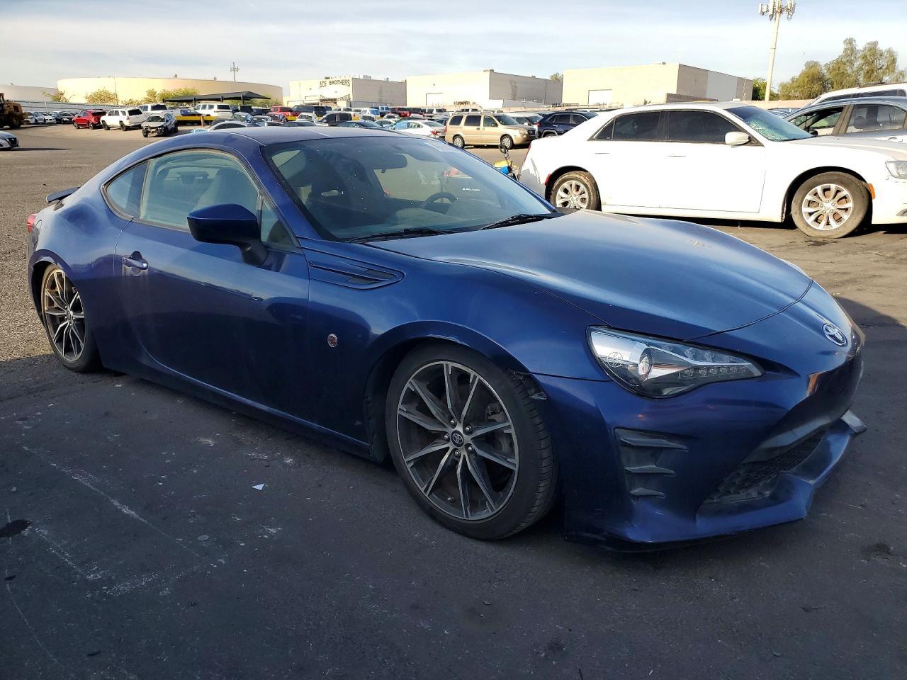2017 Toyota 86 Base - Image 4