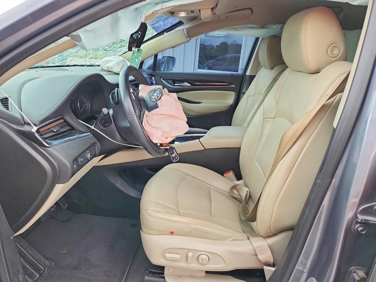 2020 Buick Enclave Essence - Image 7