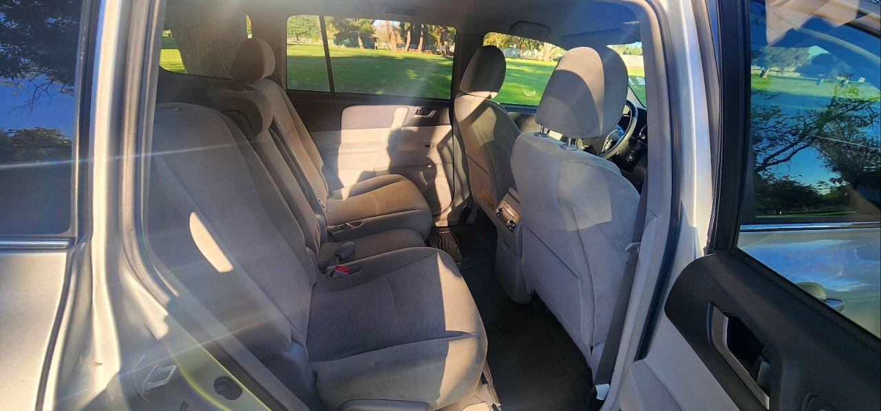 2012 Toyota Highlander Hybrid Base - Image 6