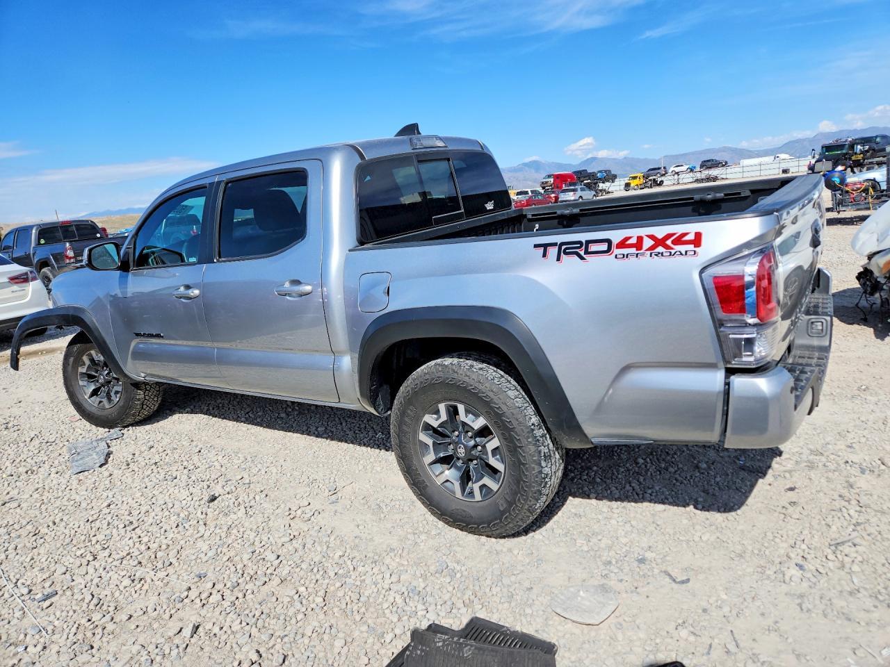 2022 Toyota Tacoma Trd Off-Road - Image 2