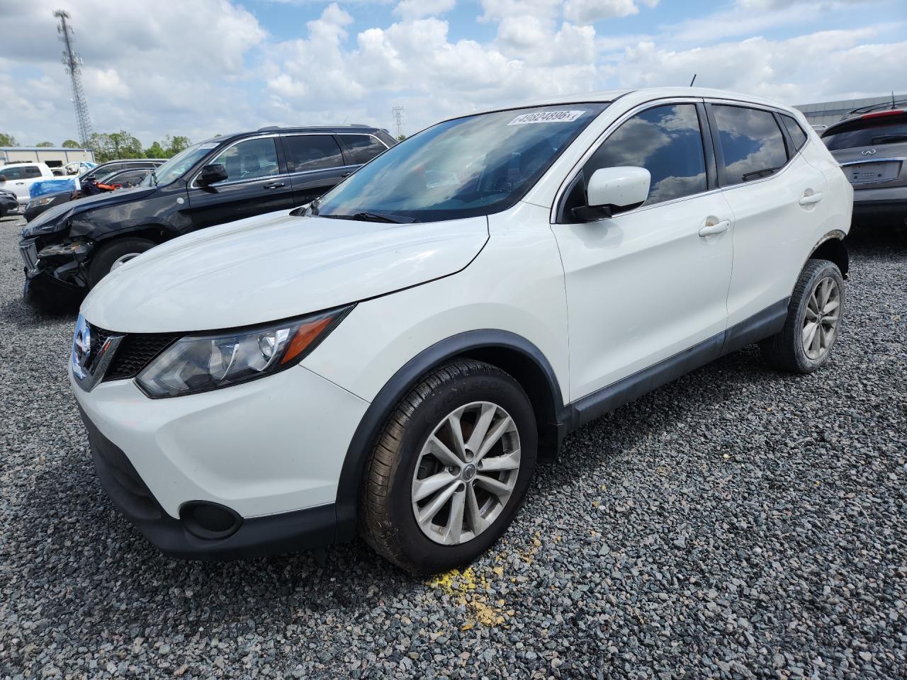 2017 Nissan Rogue Sport S