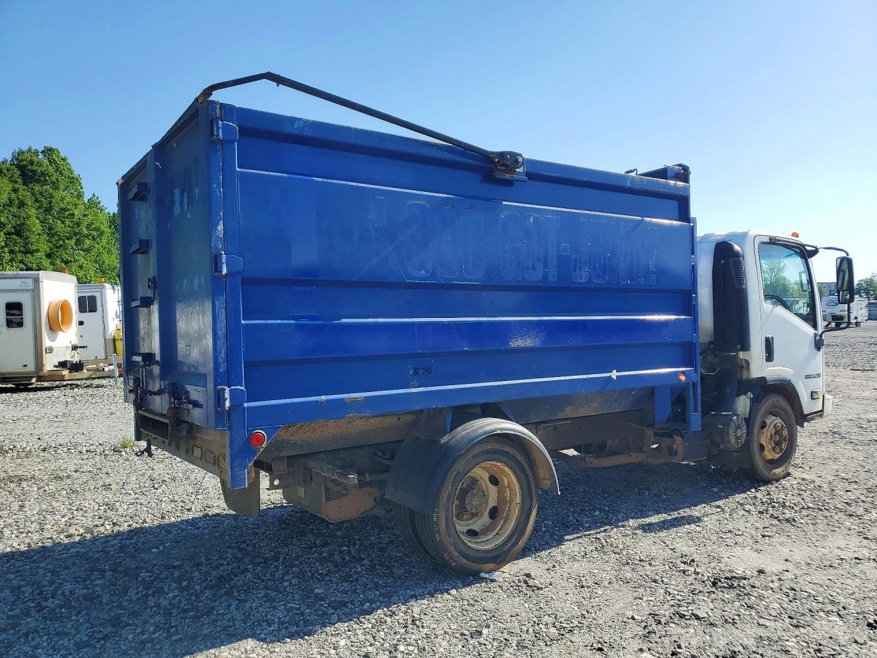 2008 Isuzu Npr Dump Truck - Image 3