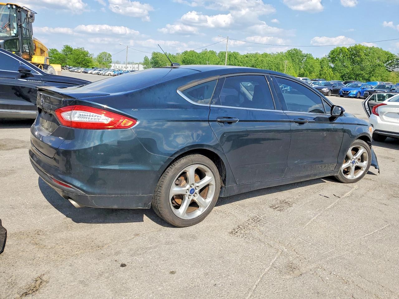 2014 Ford Fusion Se - Фото 3