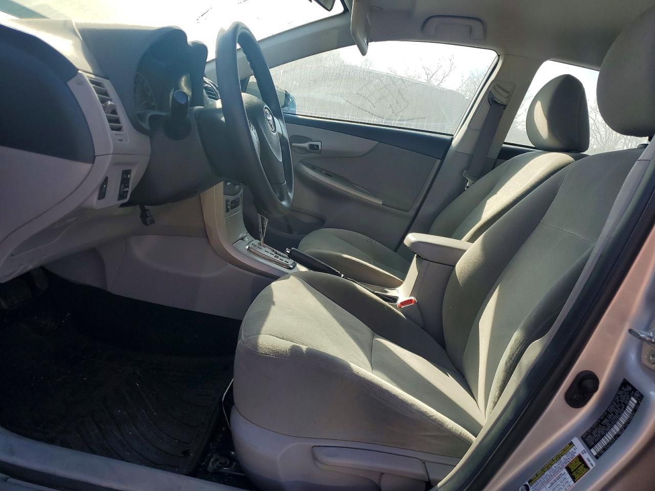 2013 Toyota Corolla Le - Фото 7