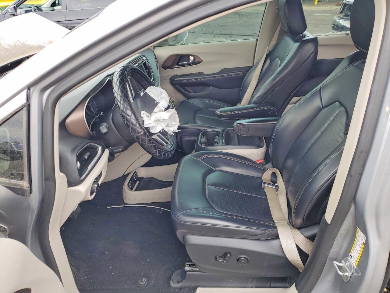 2021 Chrysler Voyager Lxi - Image 7