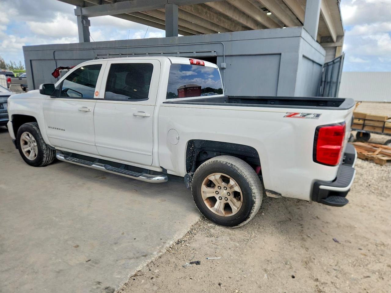 2017 Chevrolet Silverado K1500 Lt - Фото 2