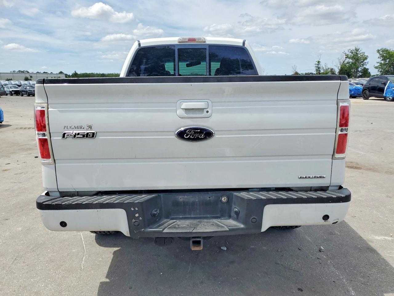 2010 Ford F150 Super Cab - Фото 6